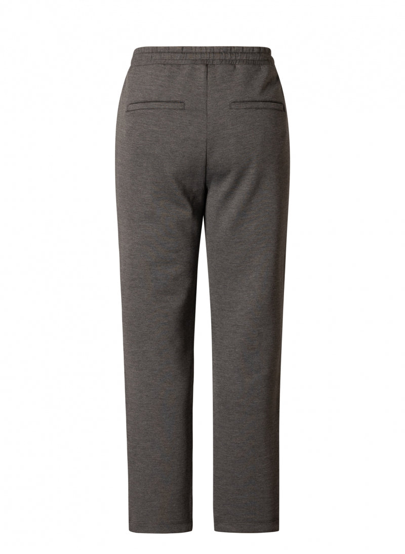 YEST //  0004772 ISEMERAI ESSENTIAL PANTS