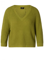 YEST //  0005293 RIVER KNIT VEE NECK LIGHT KHAKI