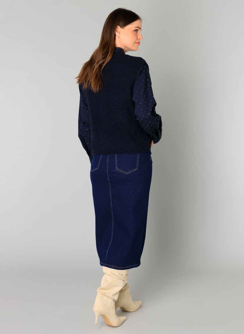 YEST // 0005738 BRENDA VEST