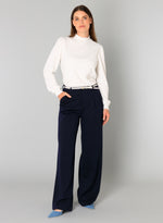 YEST // 0005977 ONARIDA ESSENTIAL