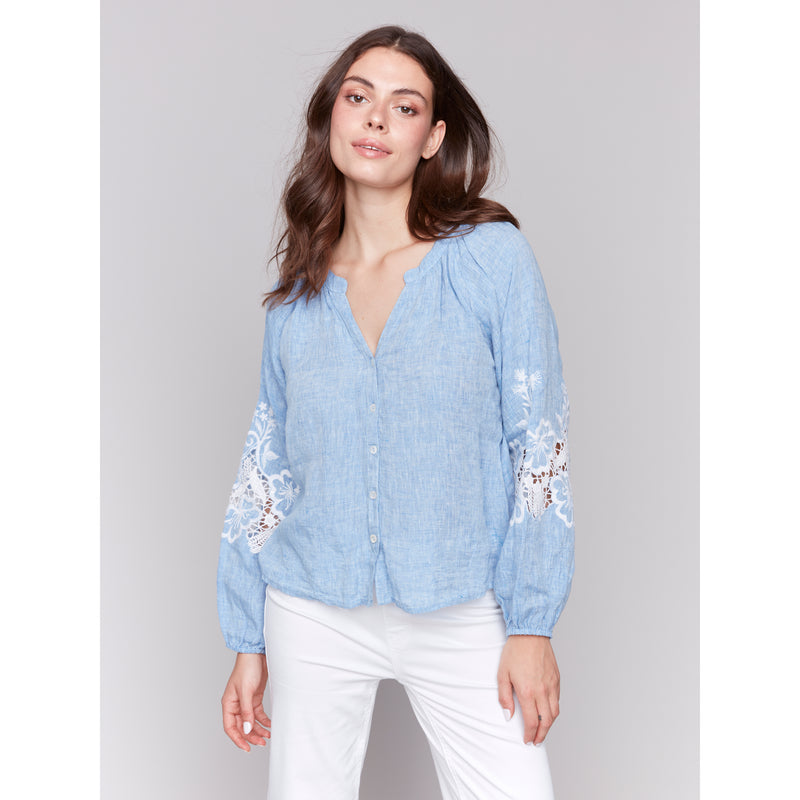 CHARLIE B // 4600E RAGLAN SLEEVE BLOUSE WITH EMBROIDERED DETAIL