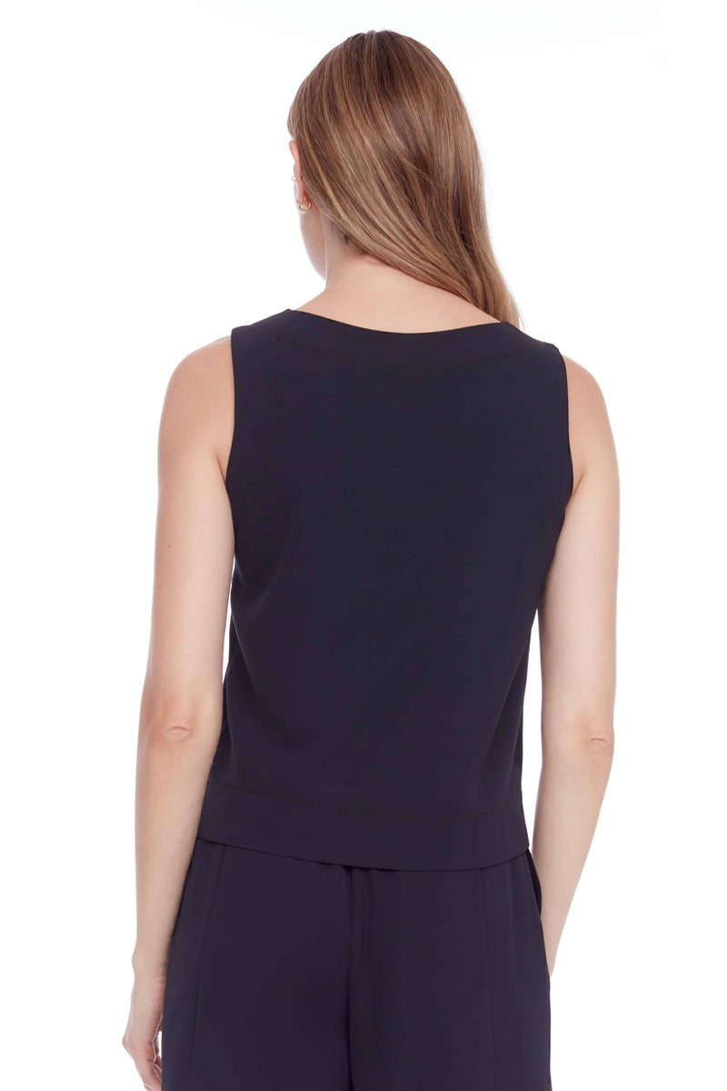 I LOVE TYLER MADISON // 248003 GIANNA VEGAN SILK TANK BLACK