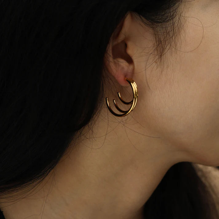 HACKNEY NINE // AILSA EARRINGS GOLD