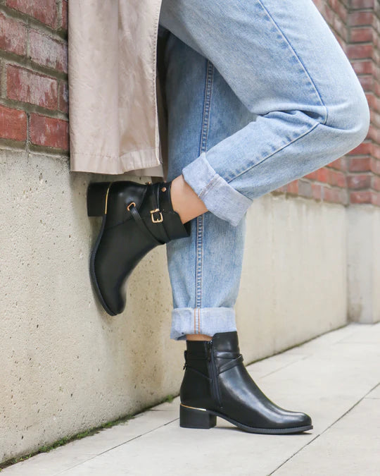 TAXI // BECKA-02 ANKLE BOOT