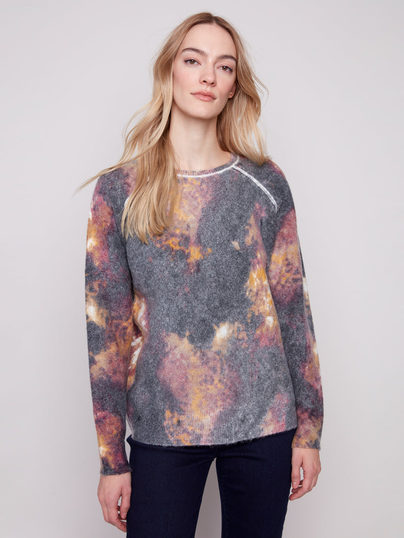 CHARLIE B // 2268Y  REVERSIBLE CREW NECK SWEATER OMBRE