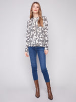 CHARLIE B // 2546RR PRINTED REVERSIBLE SWEATER