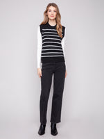 CHARLIE B // 2927 SLEEVELESS SWEATER WITH SNAP DETAILS