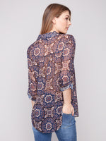 CHARLIE B // 4308PR PRINTED BLOUSE MEDALLION