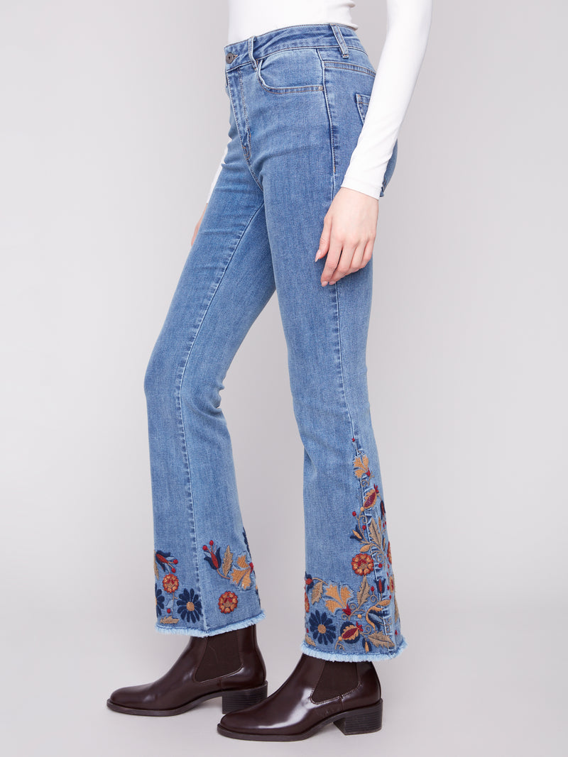 CHARLIE B // 5667 FLARED DENIM MEDIUM BLUE