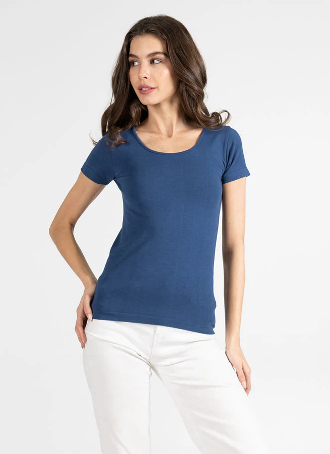 C'EST MOI // CEBT-1201 BAMBOO SHORT-SLEEVE SCOOP NECK TEE DENIM