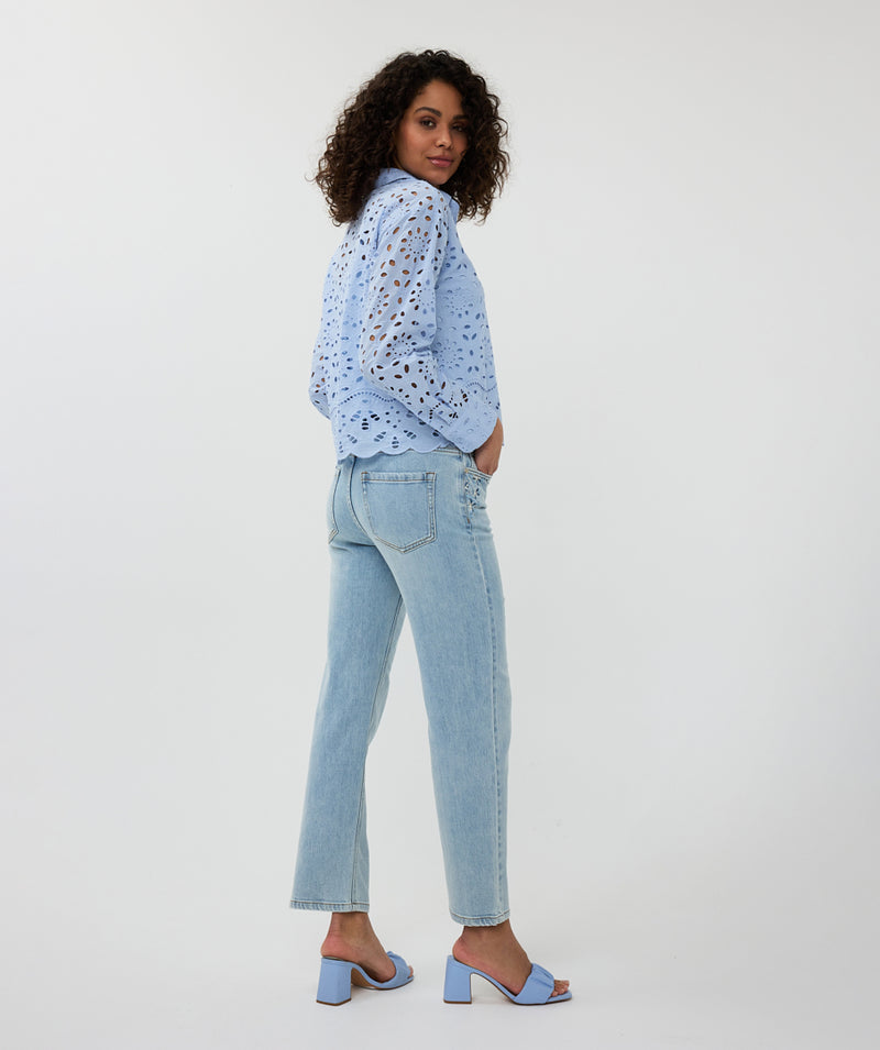 ESQUALO // 28000 CROPPED EYELET BLOUSE SKY BLUE