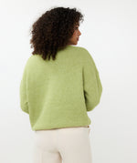 ESQUALO // 18500 VEE NECK SWEATER MATCHA GREEN