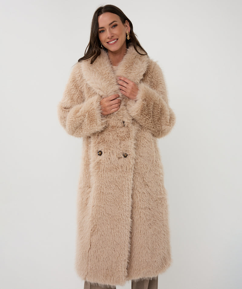 ESQUALO // 37506 LONG HAIRY KNIT COAT