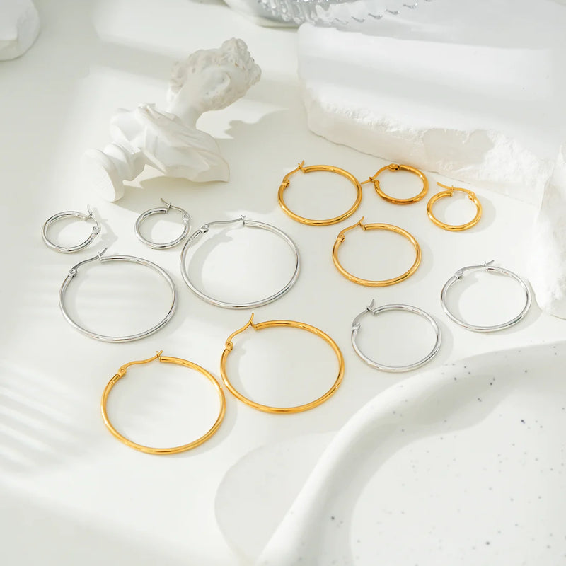 HACKNEY NINE // BIANCA ESSENTIAL HOOP EARRINGS 4cm SILVER