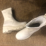 TAXI // TIFFANY-01 ICE BOOT