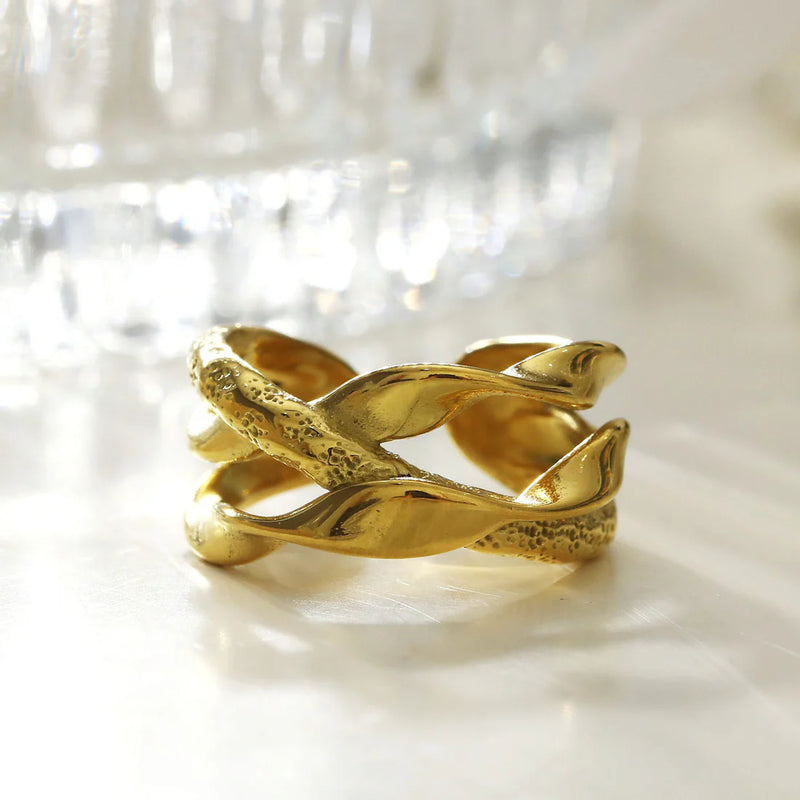 HACKNEY NINE // ORBANA MULTI STACKED RING