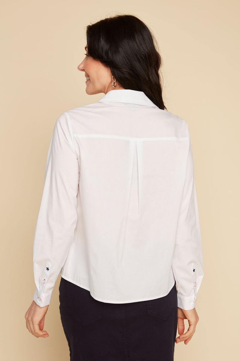 RENUAR // R5150 BUTTON-UP BLOUSE WITH EMBROIDERED DETAIL