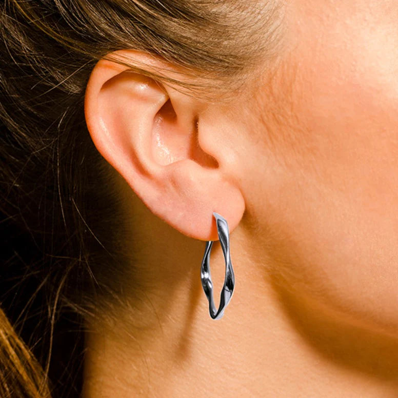 HACKNEY NINE // RIMINI TWISTED HOOP EARRINGS
