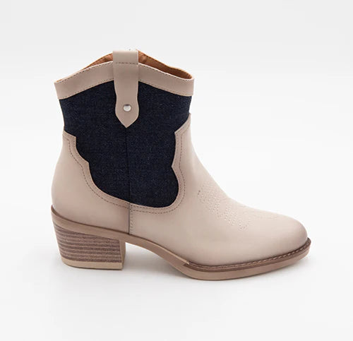 LITTLE EMPRESSES // XYG-10 COWBOY BOOTIES BEIGE