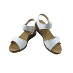 TAXI // DEBBIE-03 WHITE