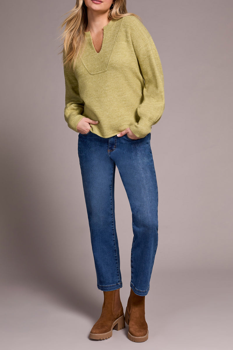 TRIBAL // 2380O LONG SLEEVE NOTCH NECKLINE SWEATER LEEKj
