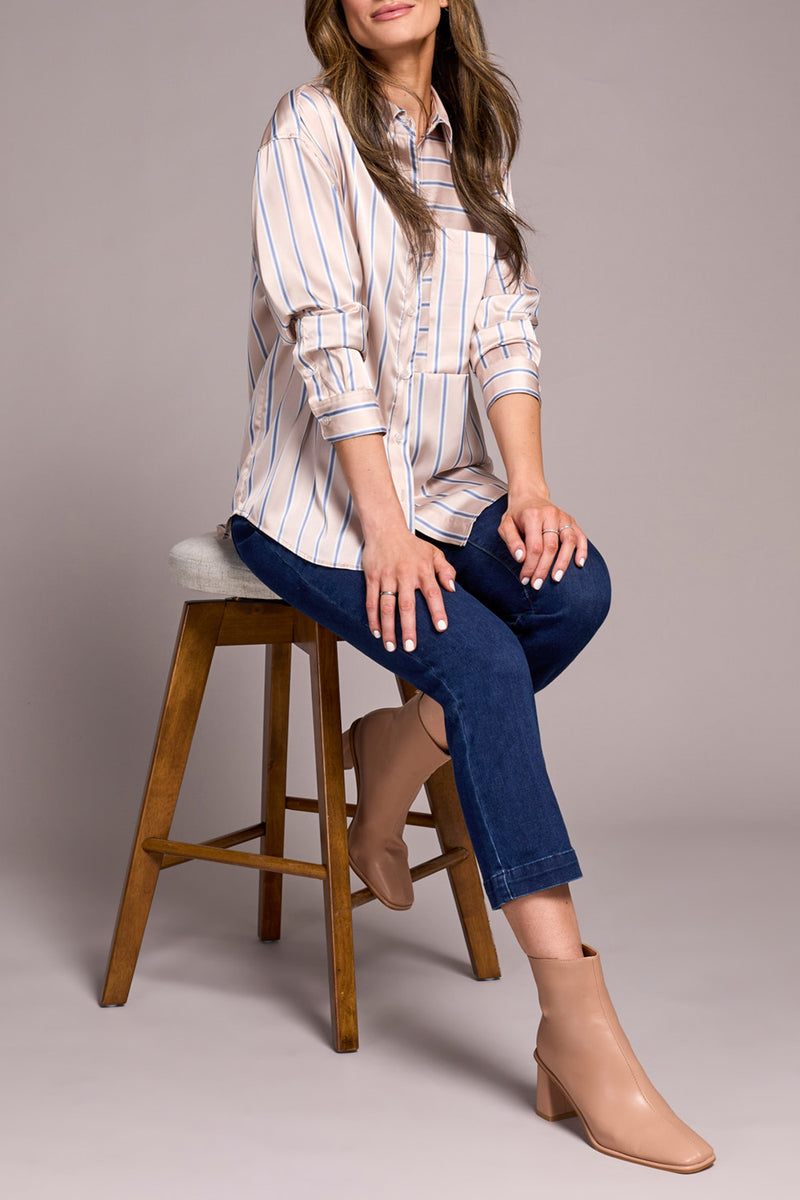 TRIBAL // 6003O BUTTON UP BLOUSE