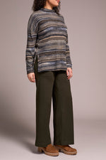 TRIBAL // 1899O MOCK NECK TOP WITH SIDE SLITS MARINE