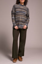 TRIBAL // 1899O MOCK NECK TOP WITH SIDE SLITS MARINE